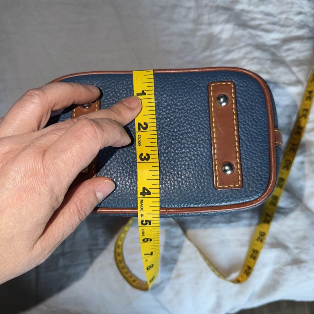 Dooney & Bourke Drawstring Crossbody Jeans Color Italian Pebbled Leather Bag - Picture 9 of 14